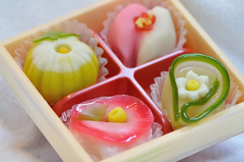 和菓子の種類と名前一覧 その由来や製法もご紹介 おいしいおやつをたべたいな Note