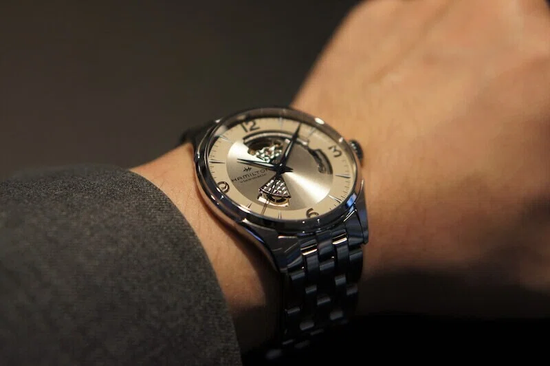 ジャズマスター オープンハート42MM シャンパンゴールド｜福岡天賞堂