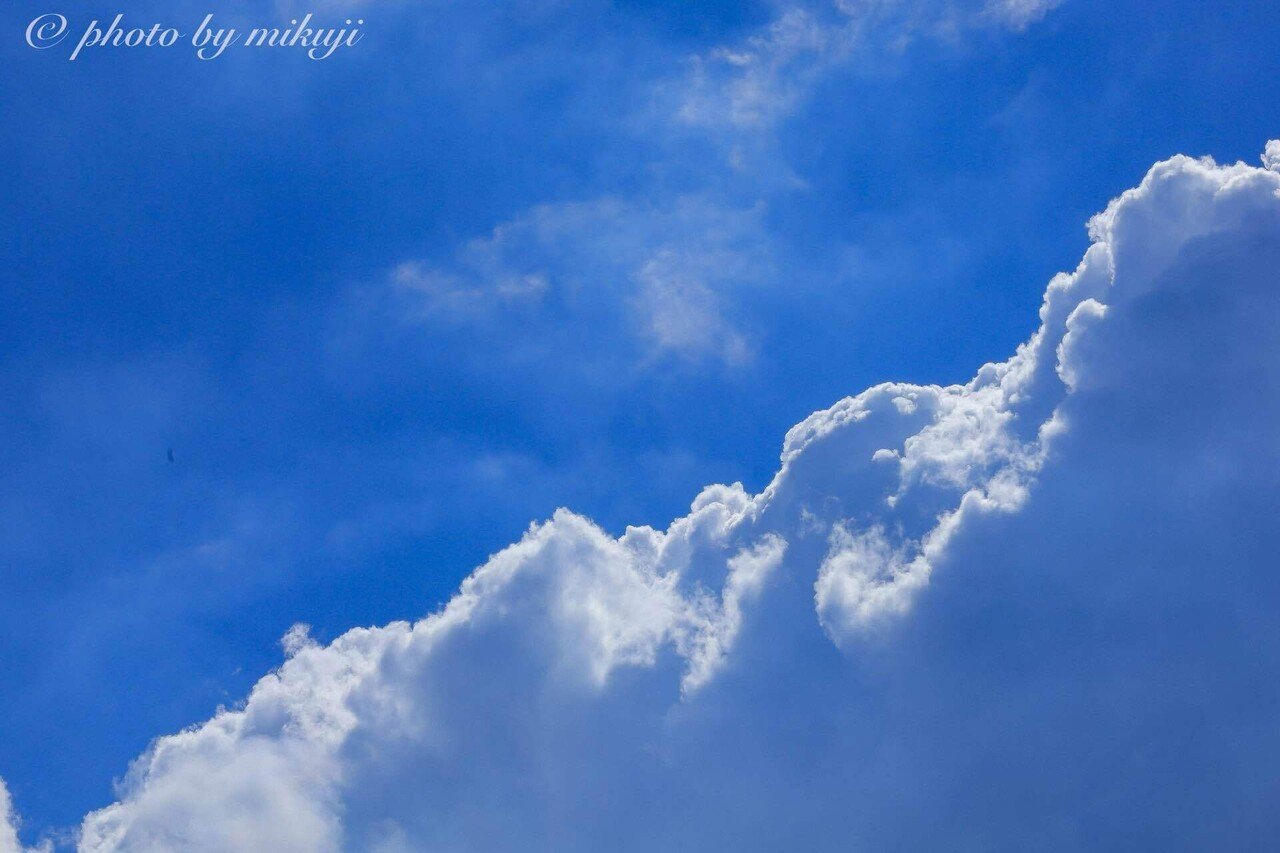 真夏の空 引きこもり部屋より ミクジ Note