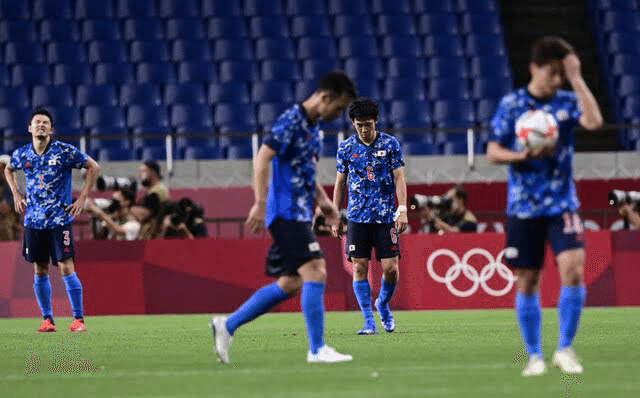 サッカー日本代表戦を見て 死ぬほど悔しい経験を最近していないと思った ちゃい しがない大学生 Note