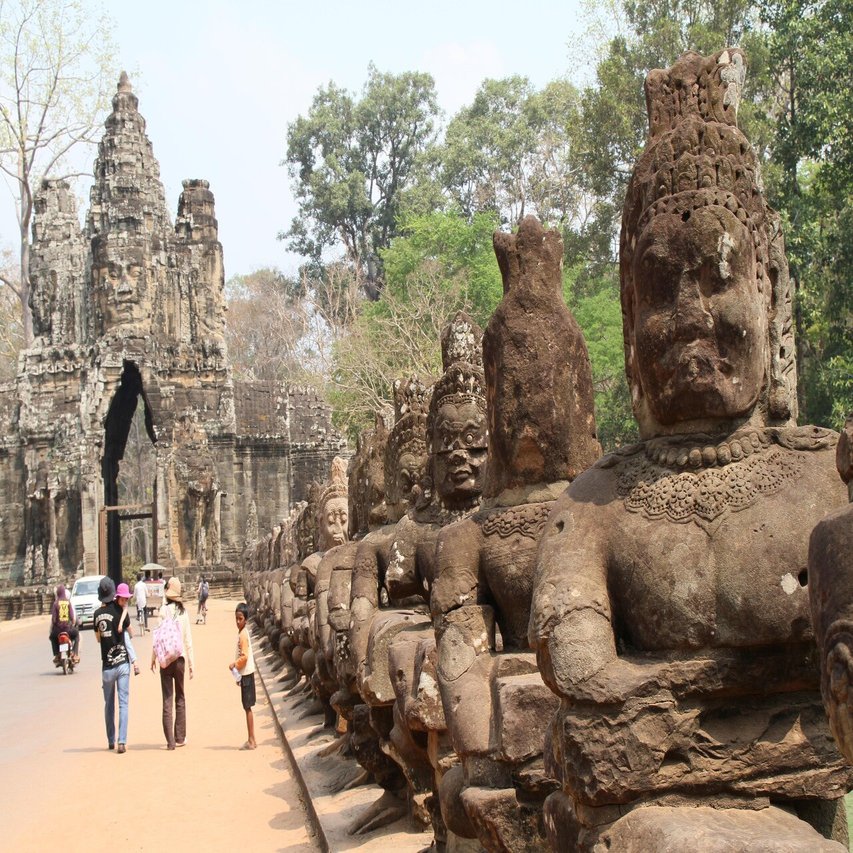 アンコール ワット Singapore 16 一般社団法人次世代基盤政策研究所 Nfi Note