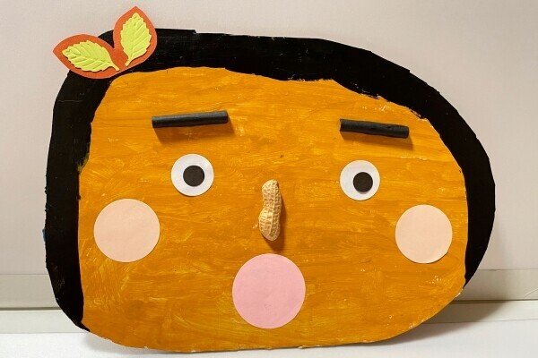 ダンボールのかお面 ヨシコ隊員 Note