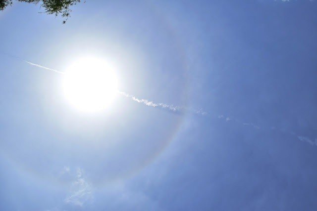 エネルギーが開く縦の虹 ニューヨークのピア40ハドソンリバーパークで 幻想的な 幻日 が出現 旅の音楽家 Studio Iota Label スタジオ イオタ Note エネルギーが開く縦の虹 ニューヨークのピア40ハドソンリバーパークで 幻想的な 幻日 が出現 旅の音楽家 Studio Iota Label スタジオ イオタ Note