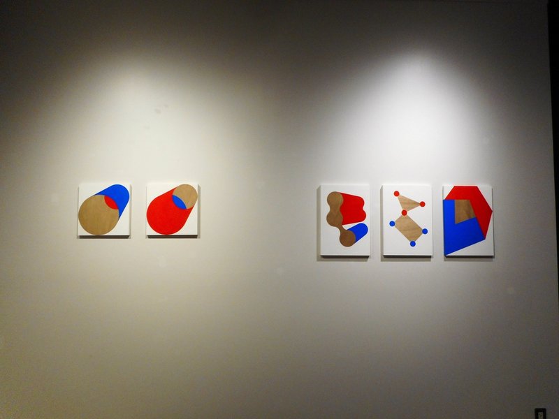青 と 赤 の組み合わせから 何が見えてくる ー荒牧 悠 青と赤 赤と青 展 渋谷ヒカリエ8階 Aiiima ぷらいまり Note 青 と 赤 の組み合わせから 何が見えてくる ー荒牧 悠 青と赤 赤と青 展 渋谷ヒカリエ8階 Aiiima ぷらいまり Note