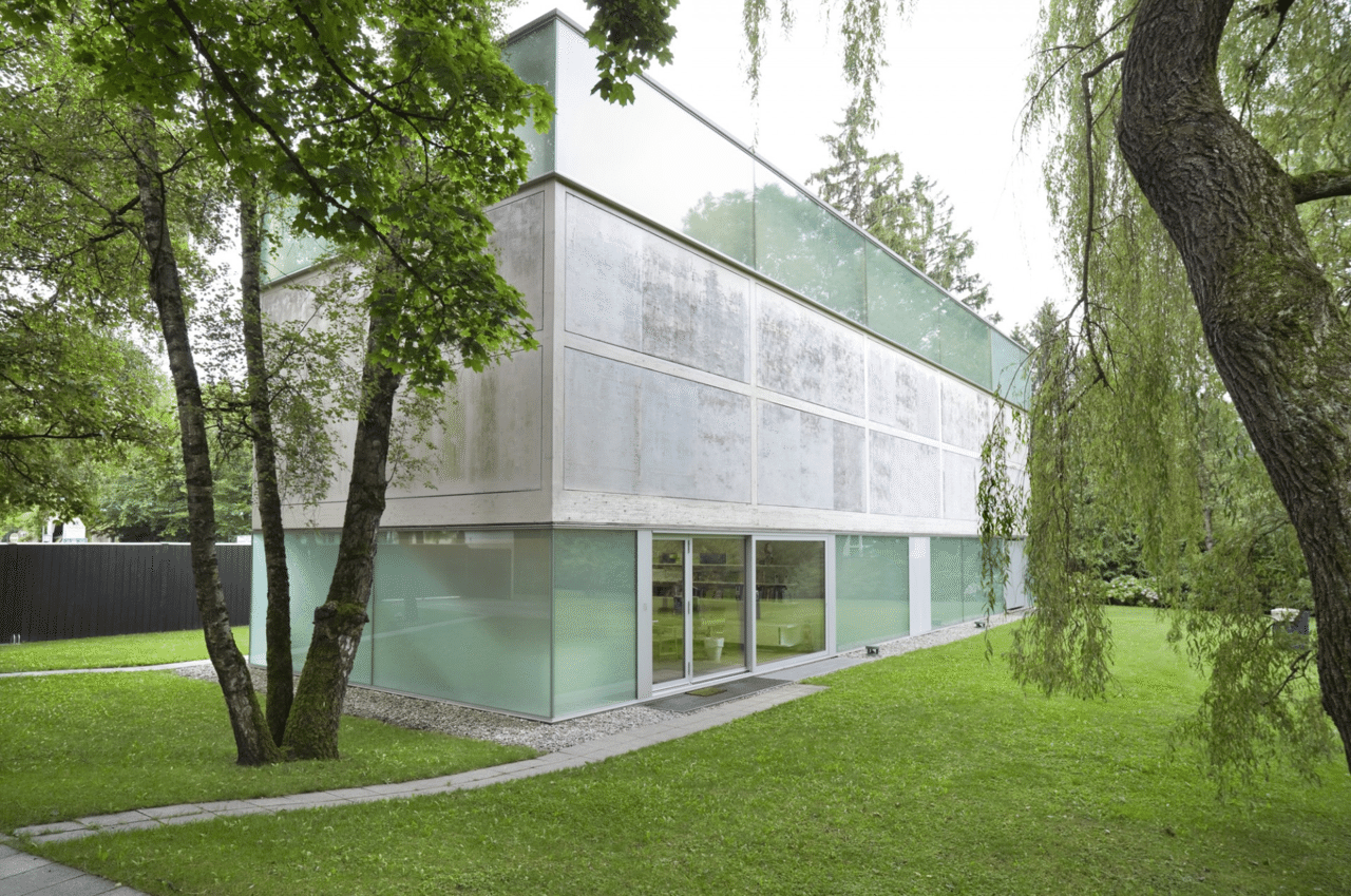 ヘルツォーク ド ムーロンの建築 内部と外部が入り交じる境界面 歩く水のような人の形をしたもの Note ヘルツォーク ド ムーロンの建築 内部と外部が入り交じる境界面 歩く水のような人の形をしたもの Note