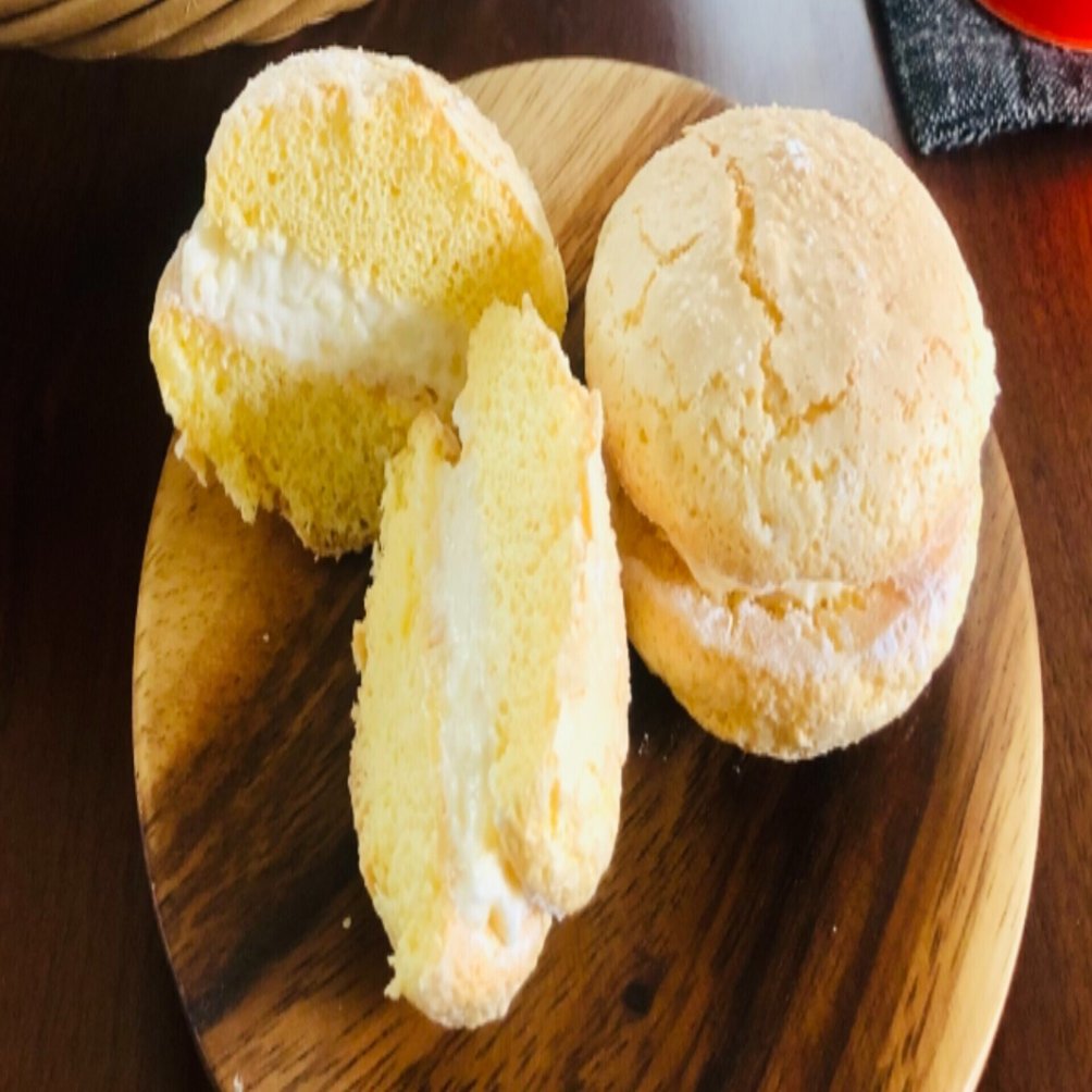 パイナップルクリームのブッセ ケイチェルおじ Note