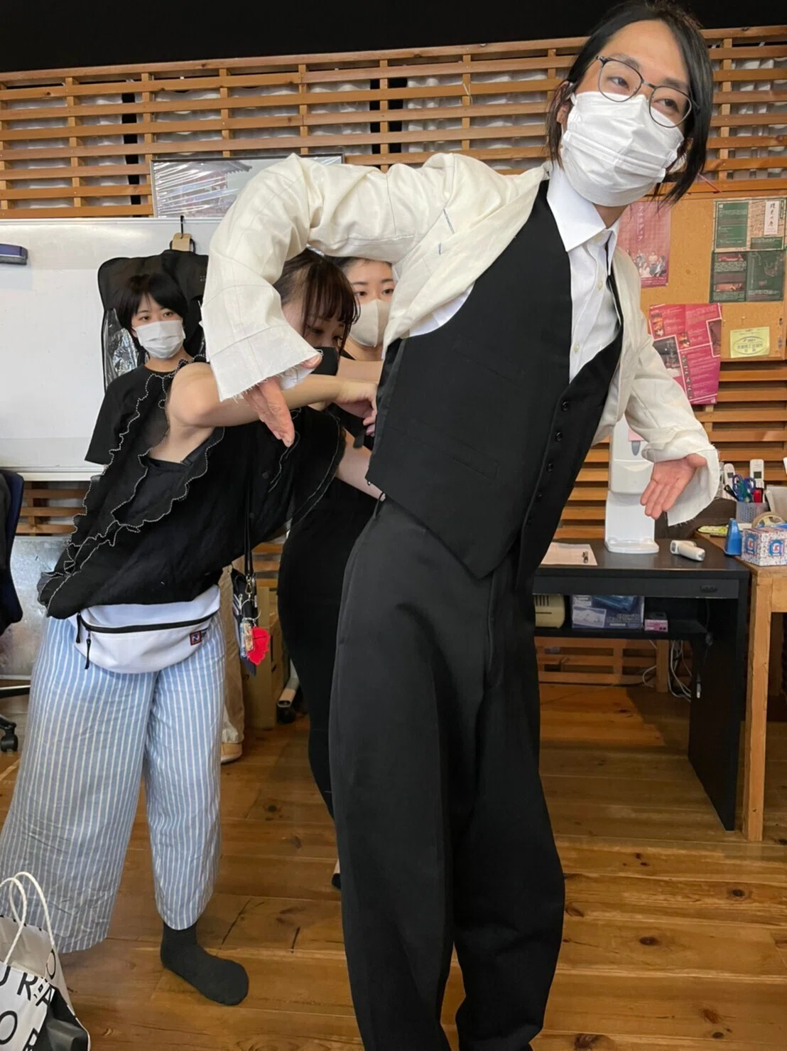 衣装あわせ１ジェラビー