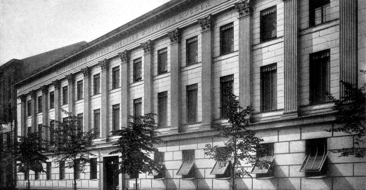 テレビで話題】 陸軍大学校の戦略・戦術教育 人文/社会 - education