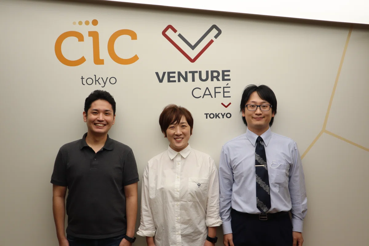 CICでの集合写真