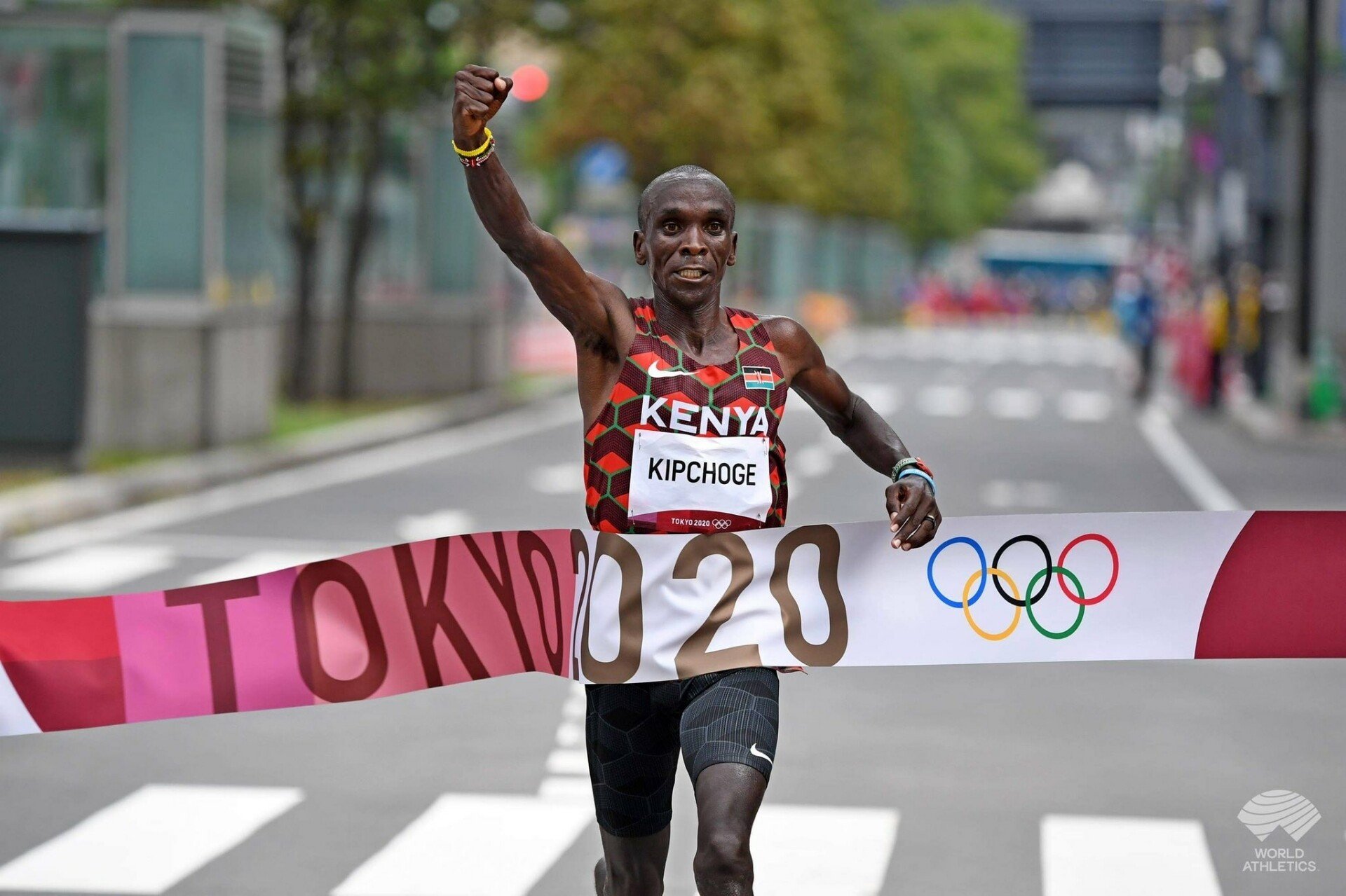 男子マラソンで世界新 キプチョゲ選手がベルリンで - BBCニュース 証拠