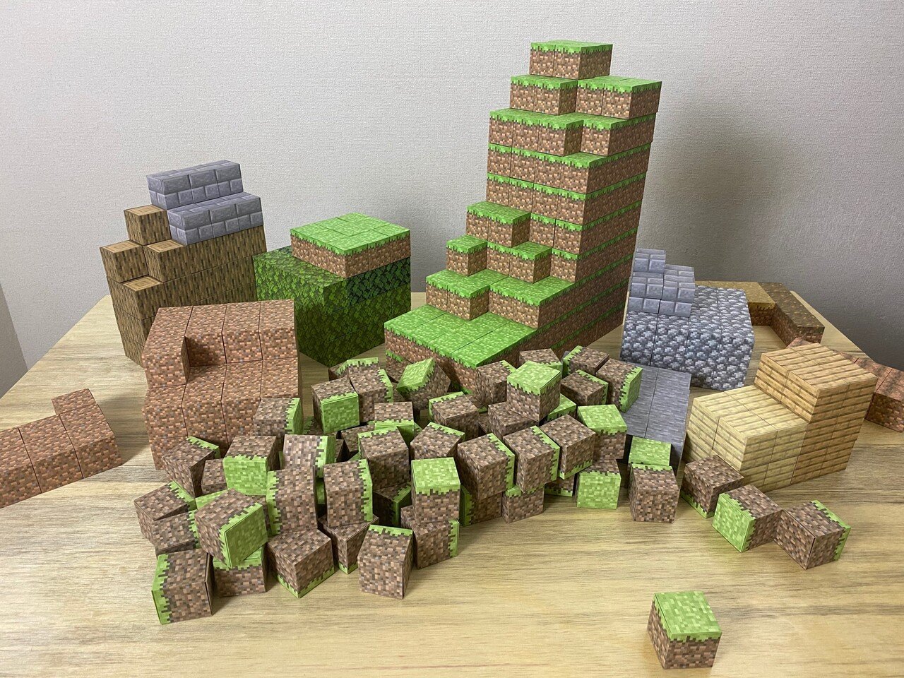 紙マイクラに欠かせないレーザーカッター Kamichika 神近 Note 紙マイクラに欠かせないレーザーカッター Kamichika 神近 Note