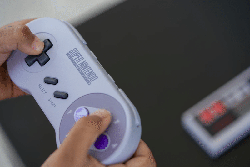 ゲーム コントローラー