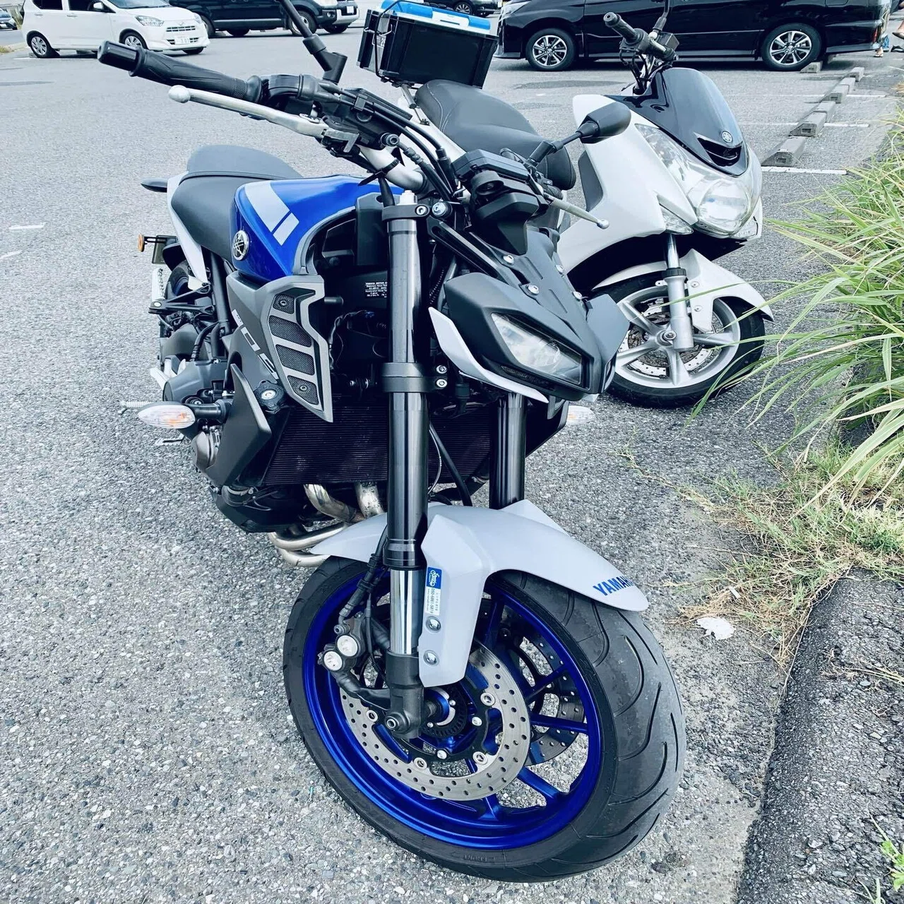 YAMAHA MT-09 即応戦できるロデオマスター｜水と月