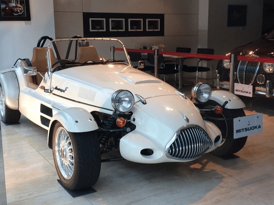 光岡の車と東京タワーのピザーラのピザで夜食 桔梗の花 도라지 Note 光岡の車と東京タワーのピザーラのピザで夜食 桔梗の花 도라지 Note