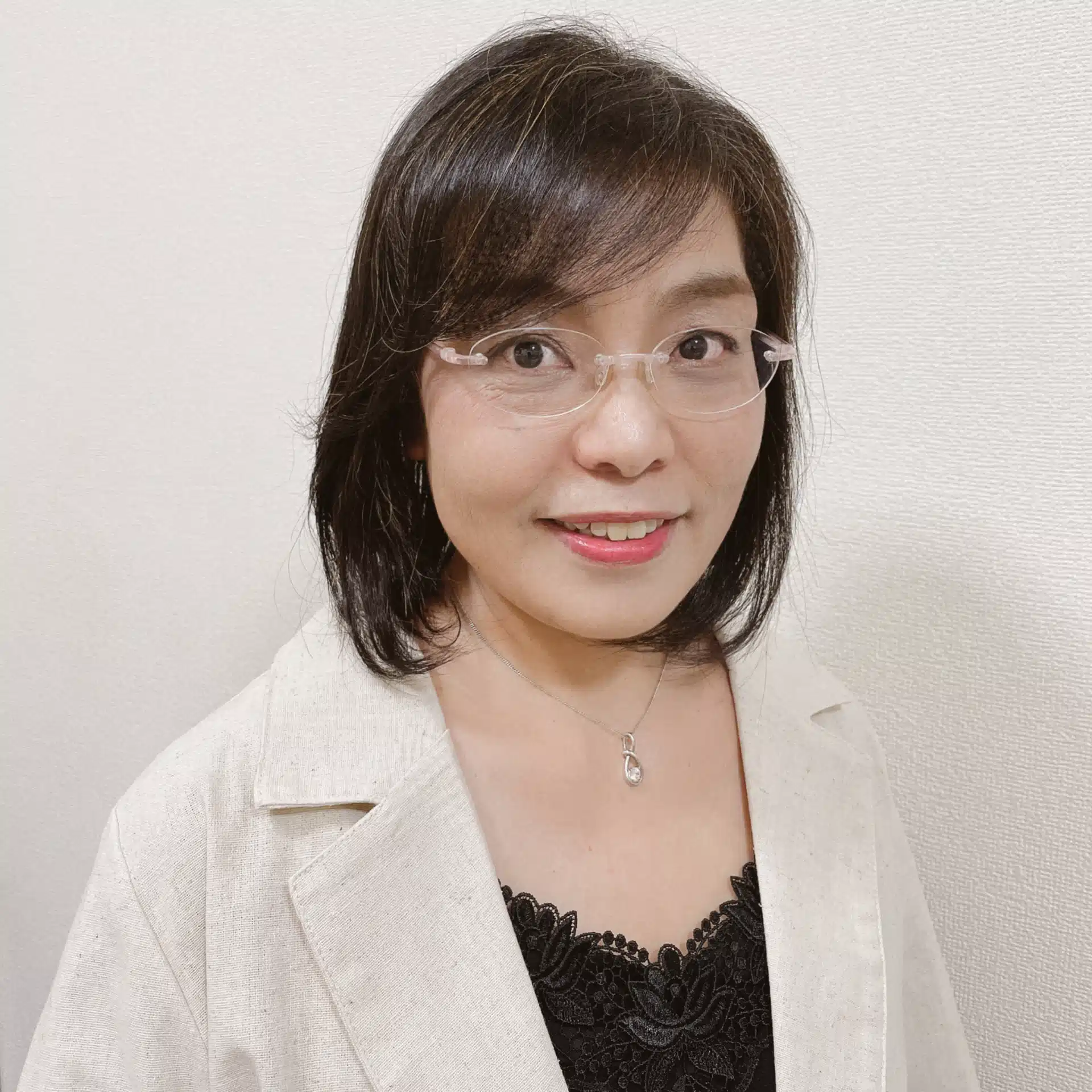 高尾くにこ｜ライフシフトコーチ　経理35年×店舗経営23年。アルプスの麓から心を緩める仕事術