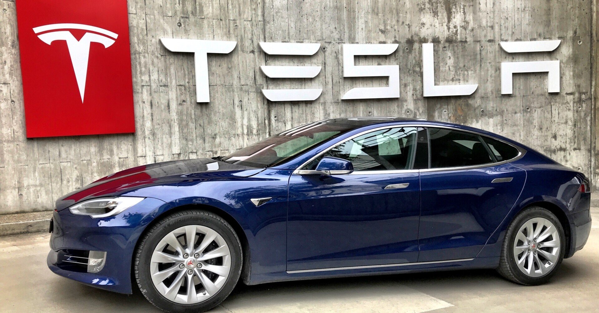 テスラ デキャンター新品未使用 kurumaerabi_6107-941