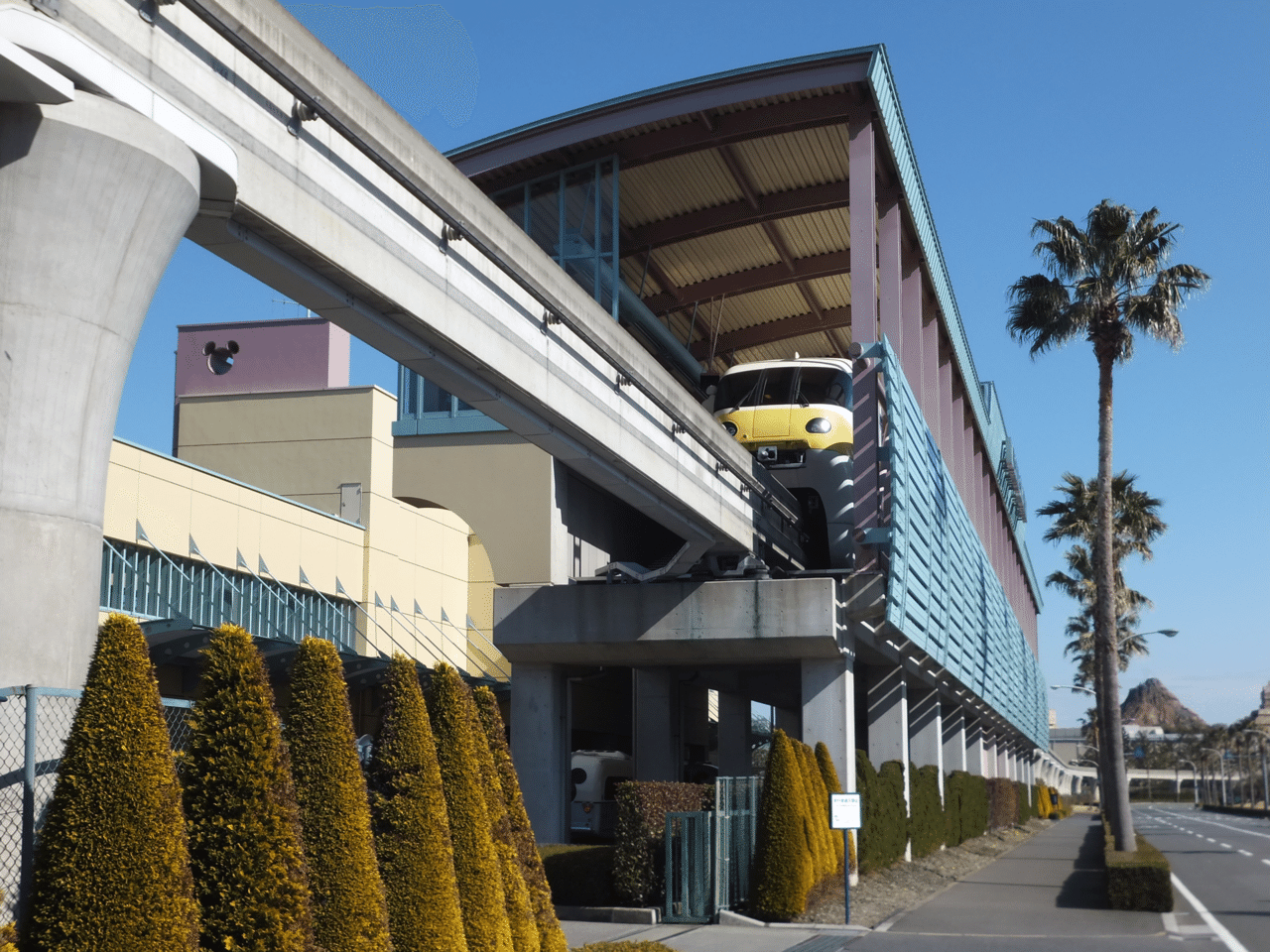 徹底検証 東京ディズニーリゾートと80年代洋楽の相性が良すぎる件について 三代目齋藤飛鳥涼 Note