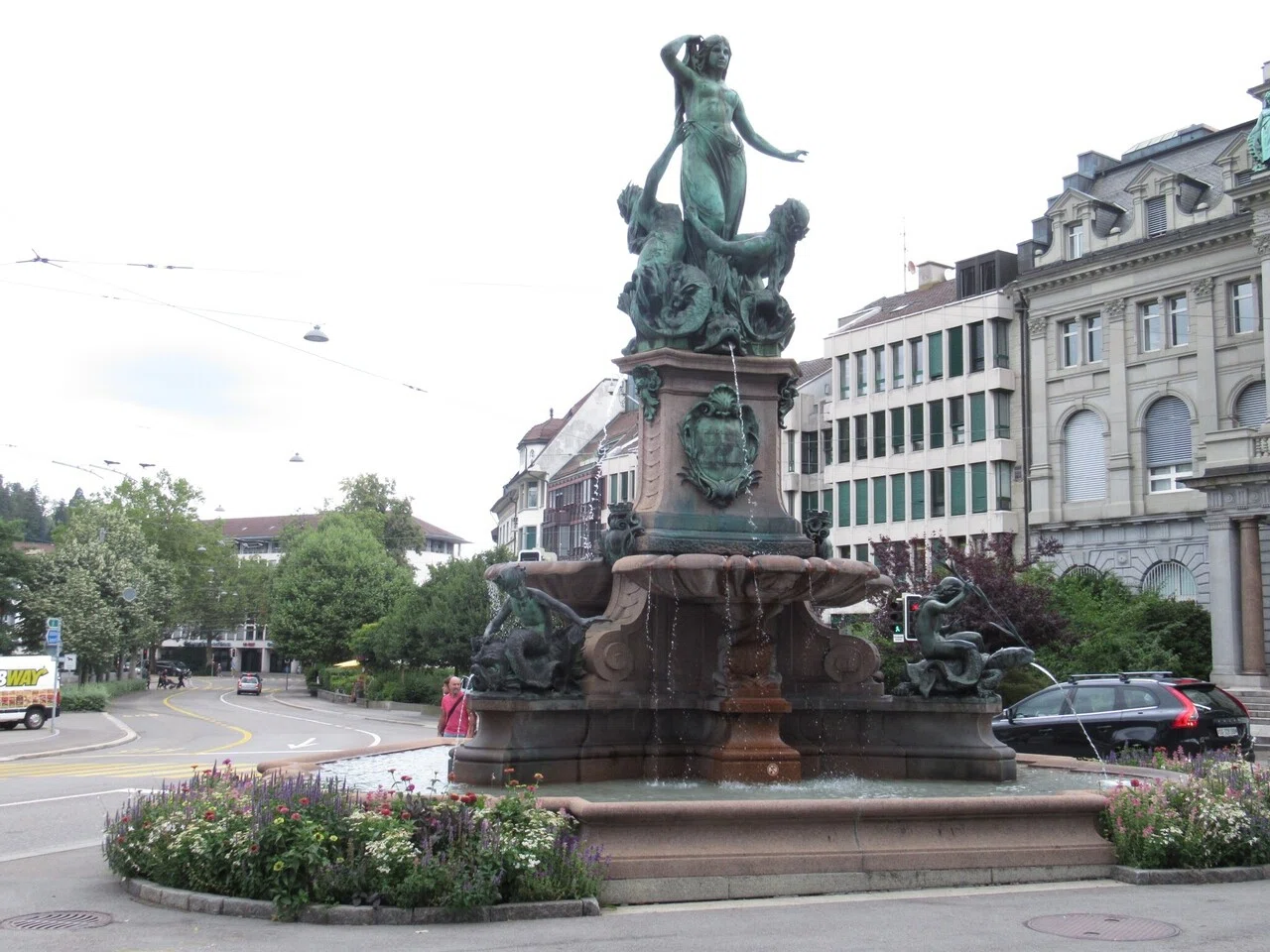 スイス ザンクト・ガレン 世界遺産の修道院 赤い広場 St. Gallen｜505nuts