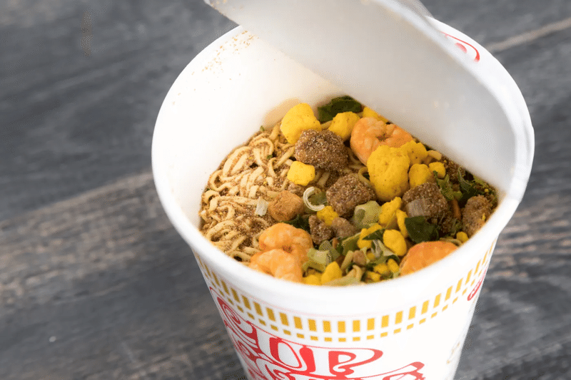 カップ麺 インスタント食品