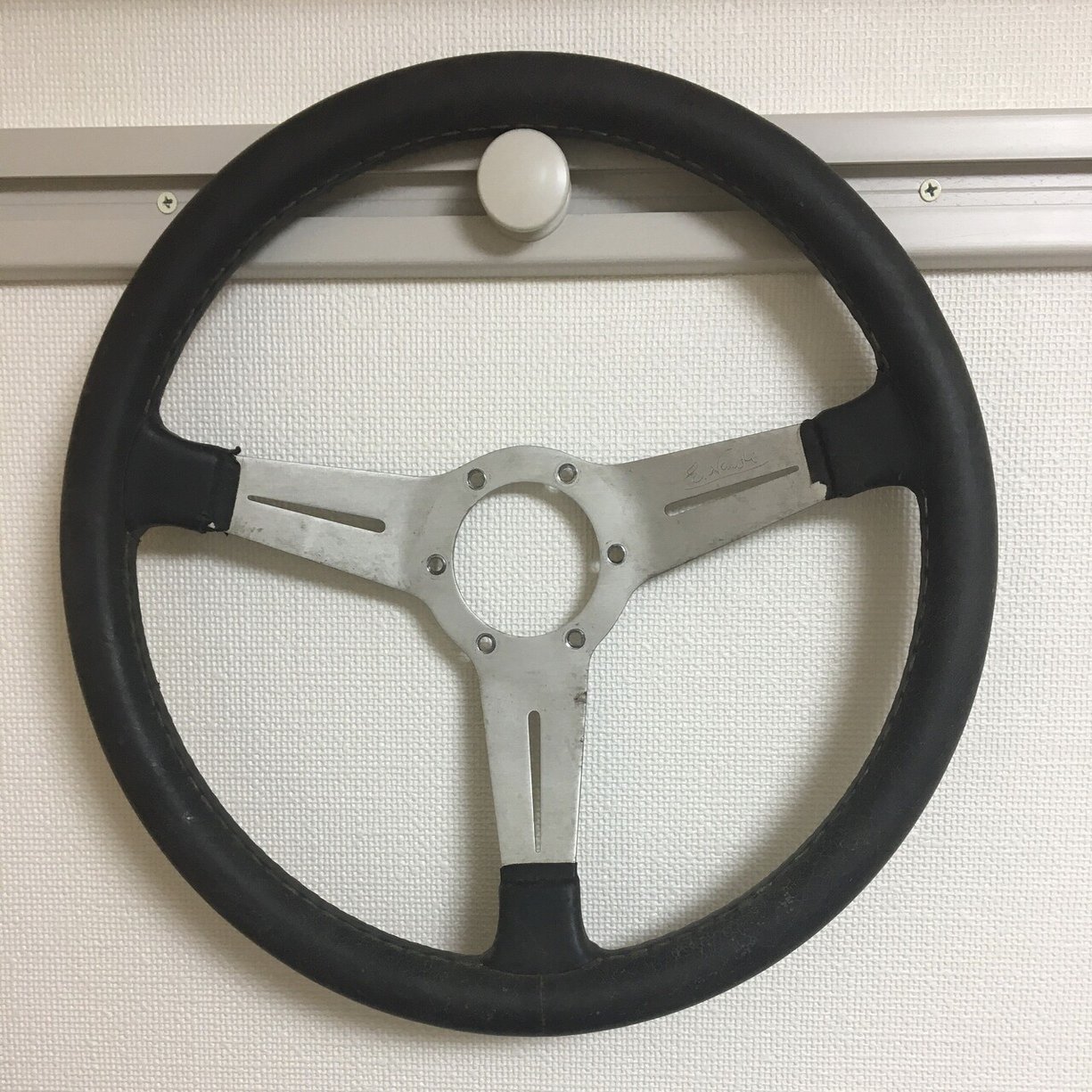 随筆・エッセイ】軽トラにナルディのステアリングをはめようと思ったん