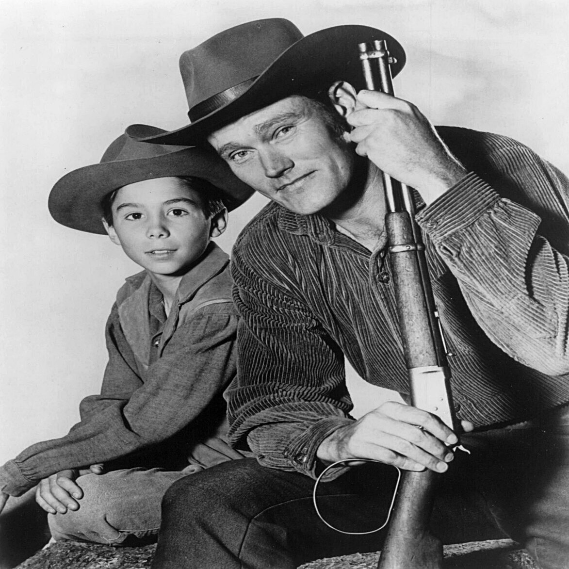 百年ﾆｭｰｽ 1921 大正10 4月10日 日 米国でチャック コナーズ Chuck Connors 誕生 プロ野球選手 プロバスケットボール選手 作家 そして俳優とマルチな活躍をした 米国プロス 吉塚康一 百年ﾆｭｰｽ 毎日が100周年 Note