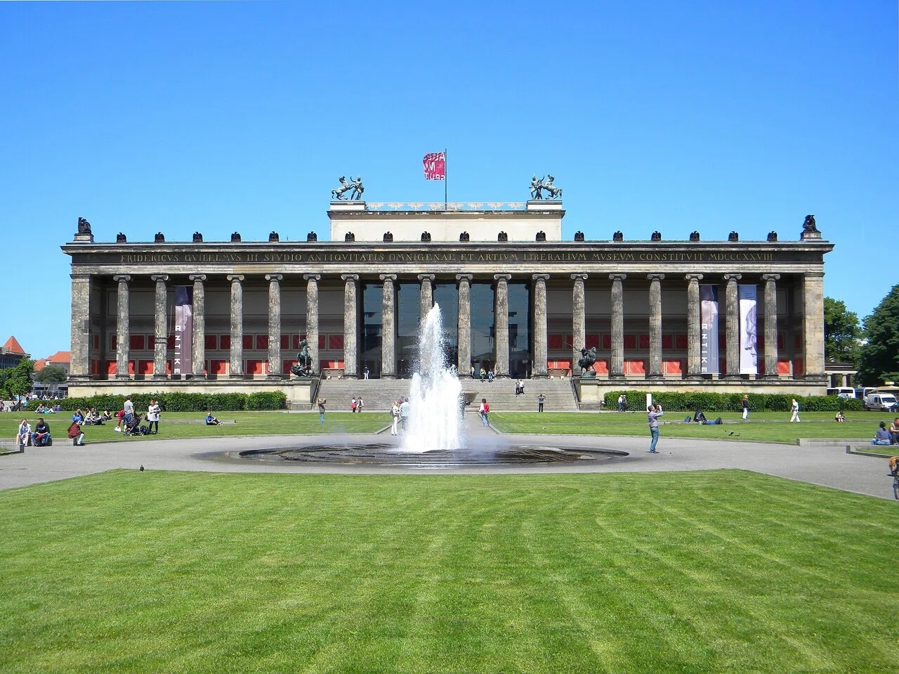 【中古】ドイツ新古典主義建築 grand-neoclassical-building-