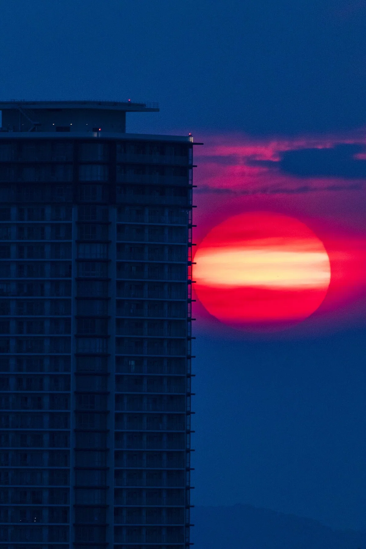 (リサイズ)20210602風景-032(福岡市、夕日)