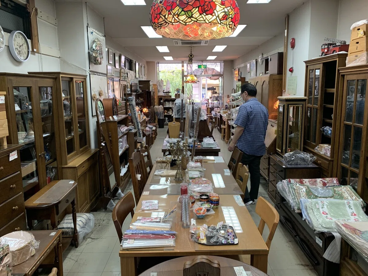 古き良き、元町の老舗洋家具店｜マザーハウス 公式note
