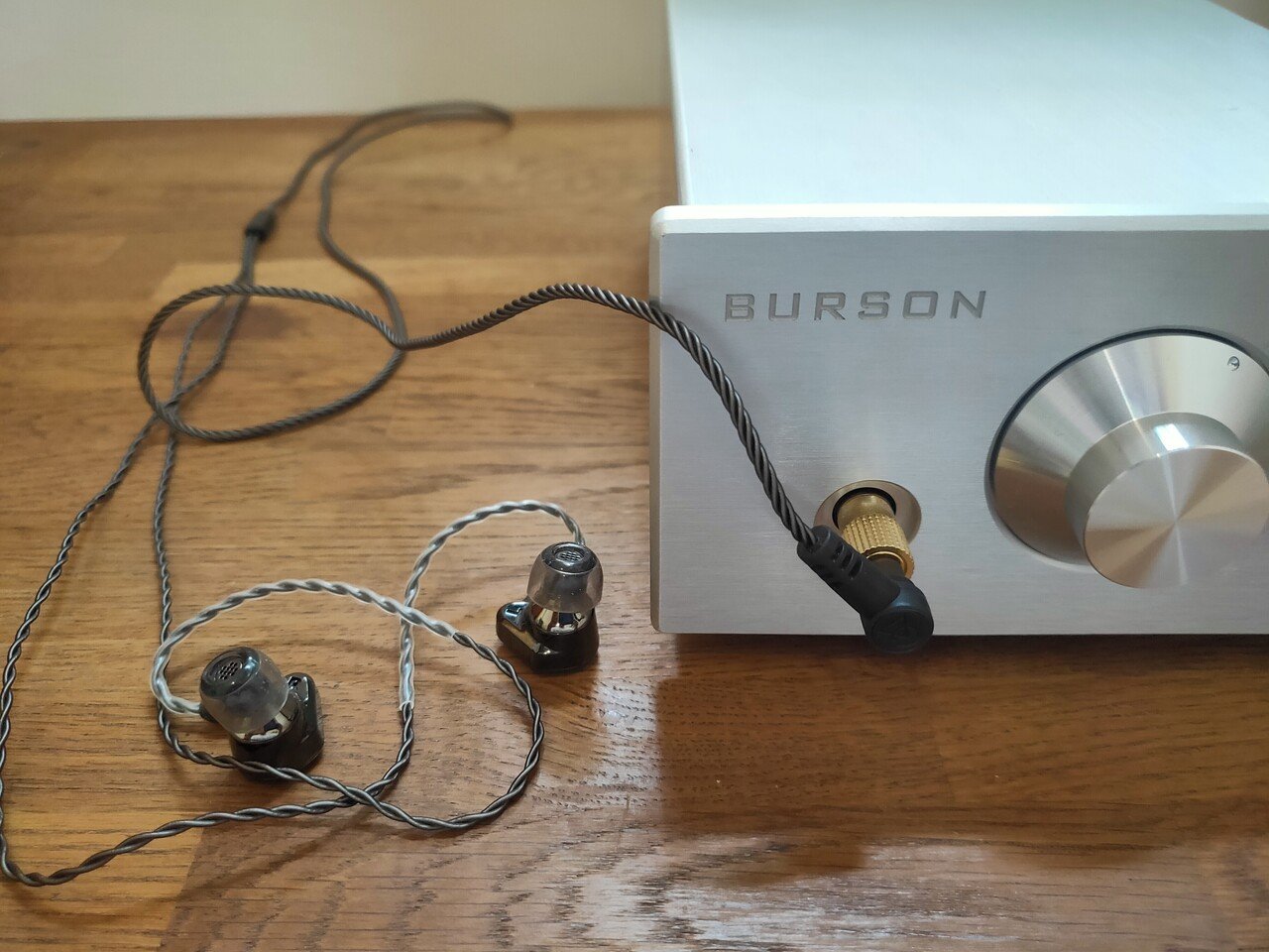 イヤーチップを変えて本領発揮!Campfire Audio DORADO 2020 イヤーチップを変えて本領発揮!Campfire Audio DORADO 2020