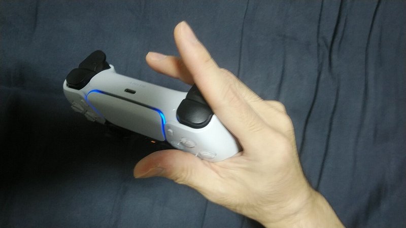 Ps5純正コントローラ 手が大きくて合わないので握り方を模索 高麗川ゆき Note Ps5純正コントローラ 手が大きくて合わないので握り方を模索 高麗川ゆき Note