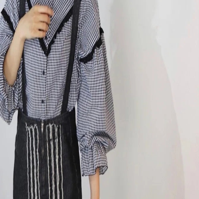 TVドラマ「推しの王子様 」 白石聖様着用 「center fringe denim skirt 