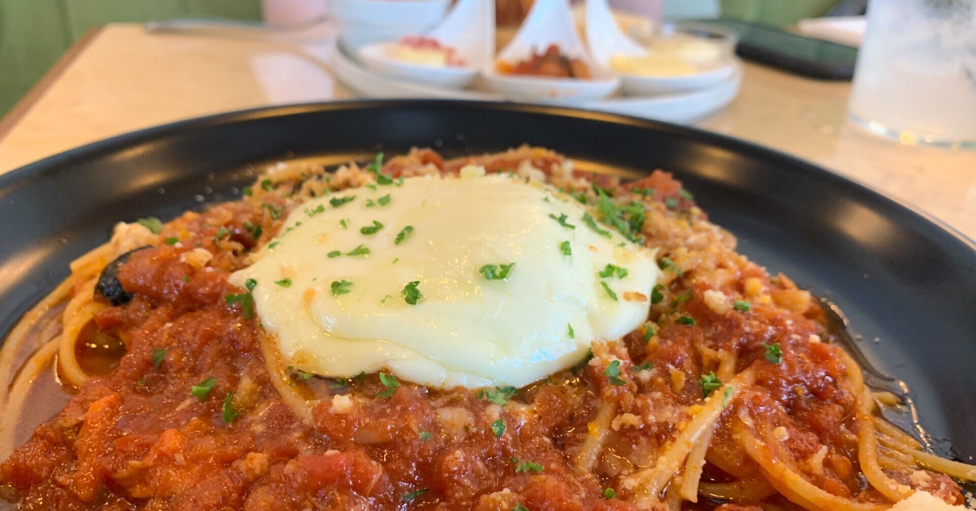 女子ランチに人気 表参道のqueencyでおしゃれ時間を Love編集部 Note 女子ランチに人気 表参道のqueencyでおしゃれ時間を Love編集部 Note