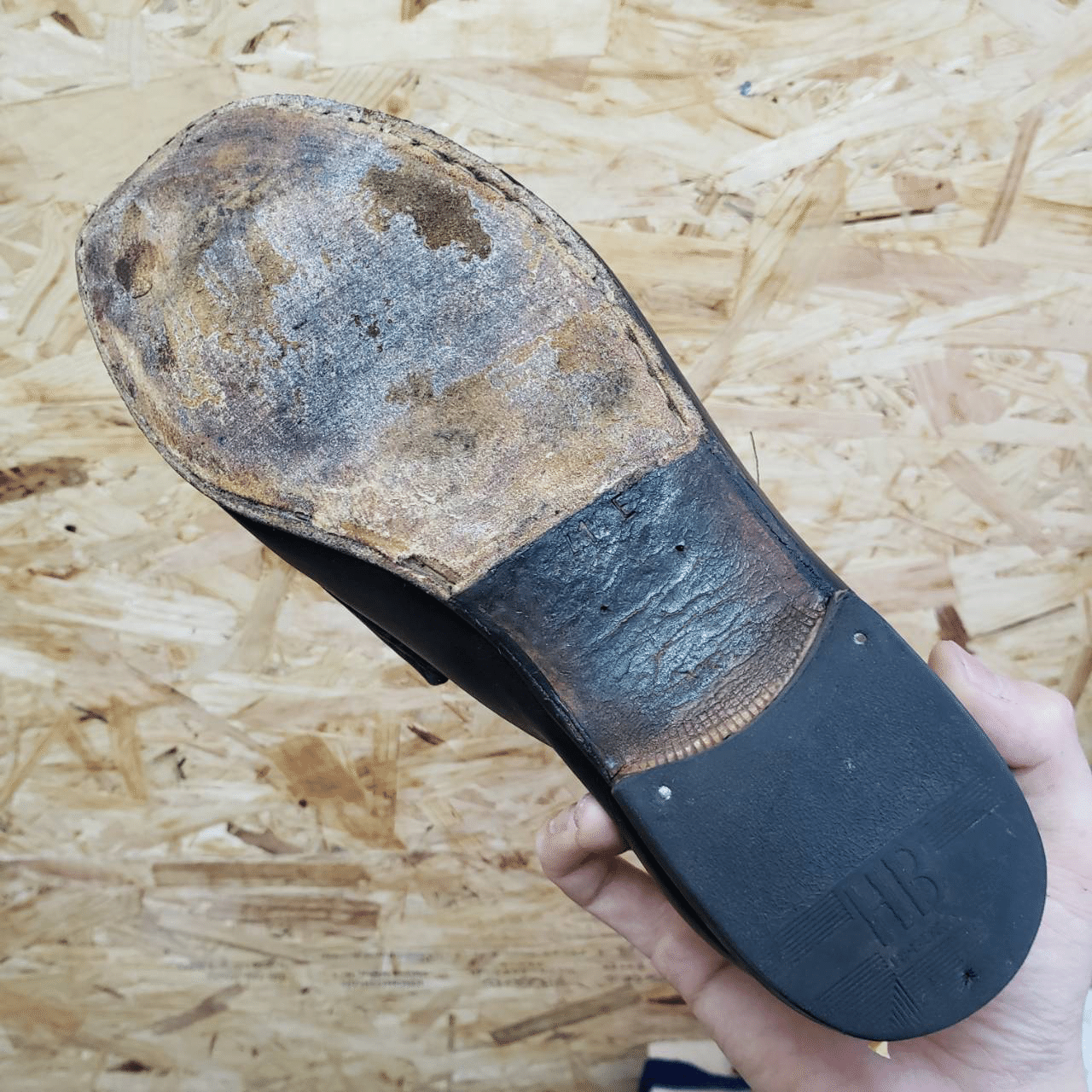 グッチ・ローファー紳士靴の靴修理・靴磨きなら札幌ASHIDO｜ASHIDO北海道札幌の靴修理靴磨き職人佐藤我久