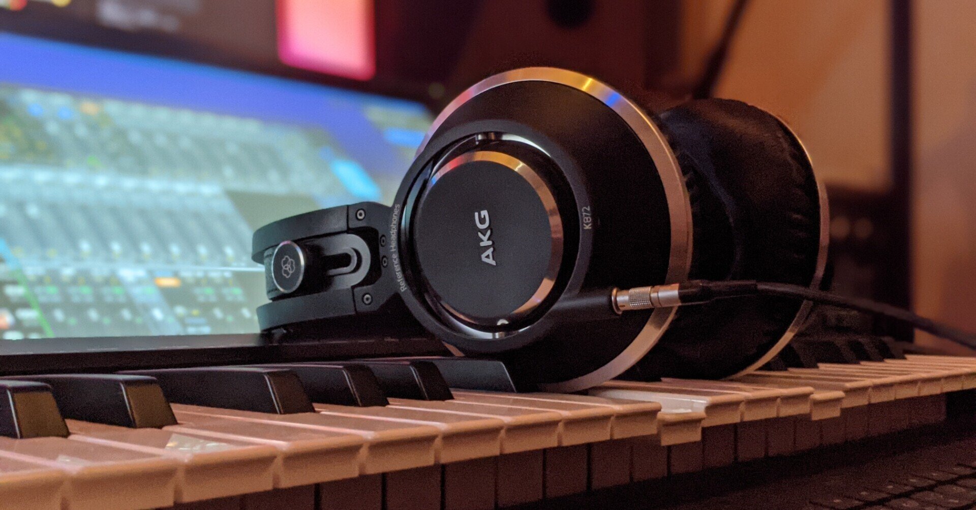 AKG K872 ヘッドホン xxtraarmor.com