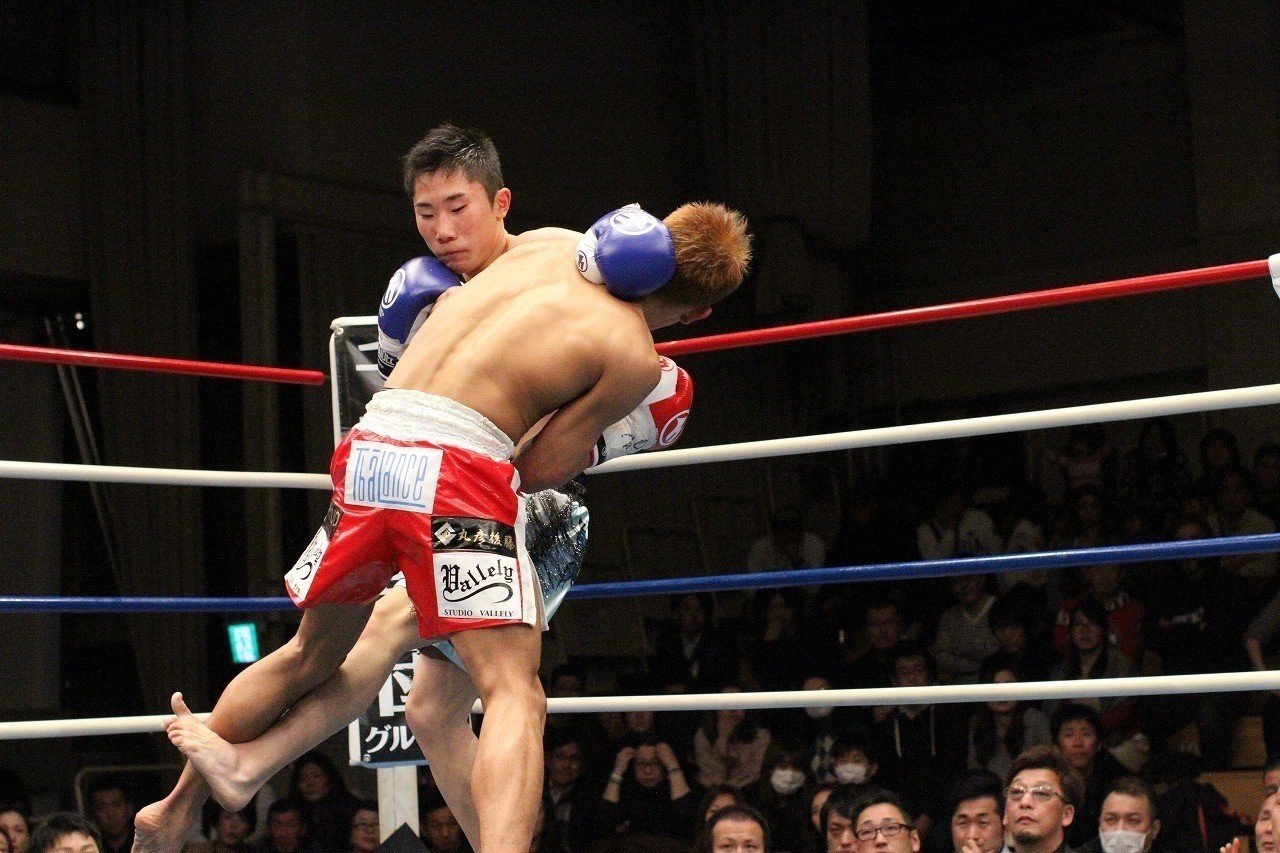KNOCK OUT】18歳、直心会の組みと打撃でWBC王座獲得！ タネヨシホ