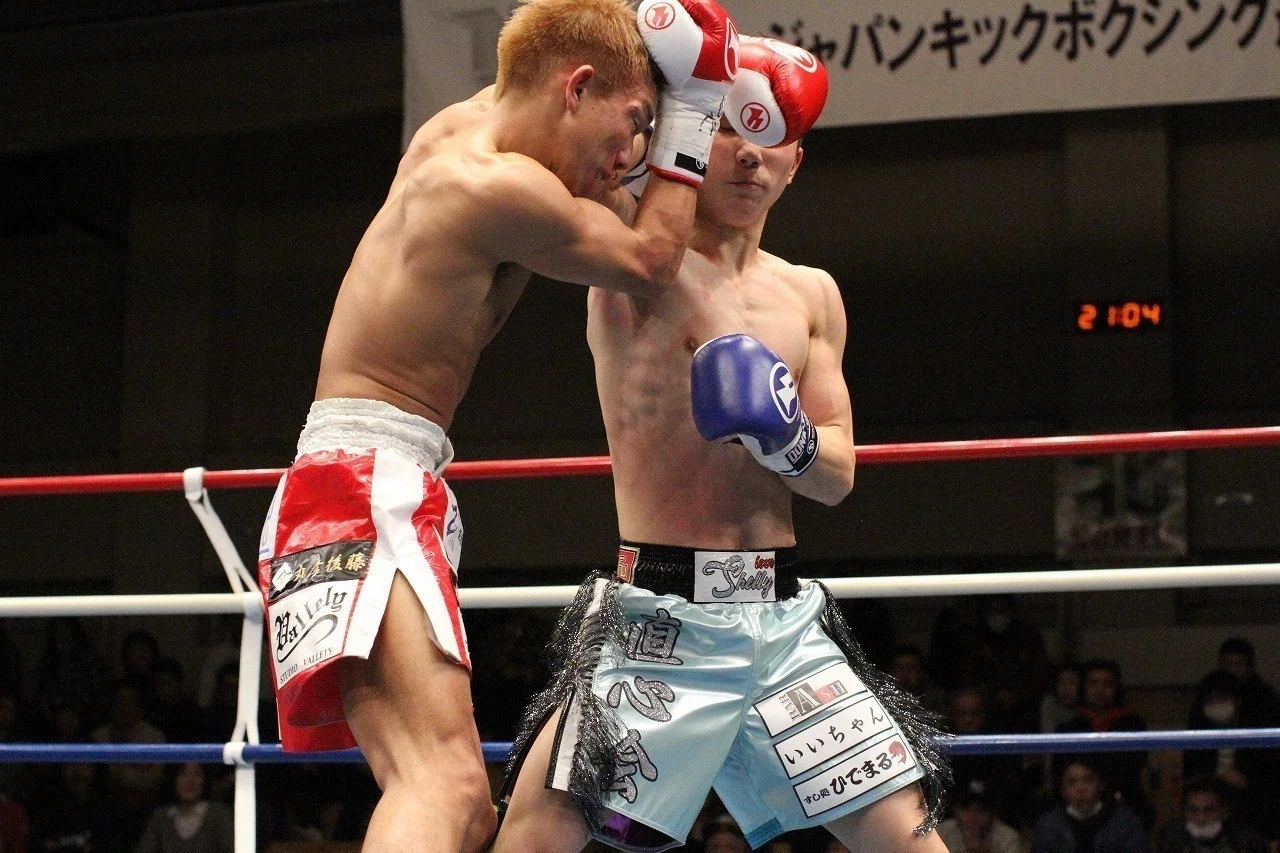 KNOCK OUT】18歳、直心会の組みと打撃でWBC王座獲得！ タネヨシホ