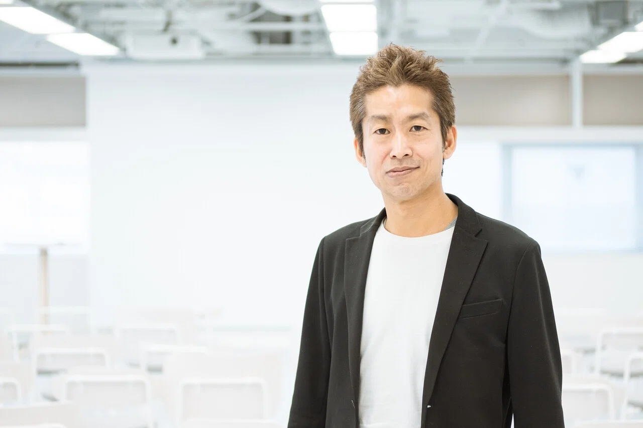 NEGATIVE FEEDBACK 岡田貴之 アートフォト フレーム付き 終了｜「創作の街」のいま（加藤貞顕 × 深津貴之） #noteフェス｜note