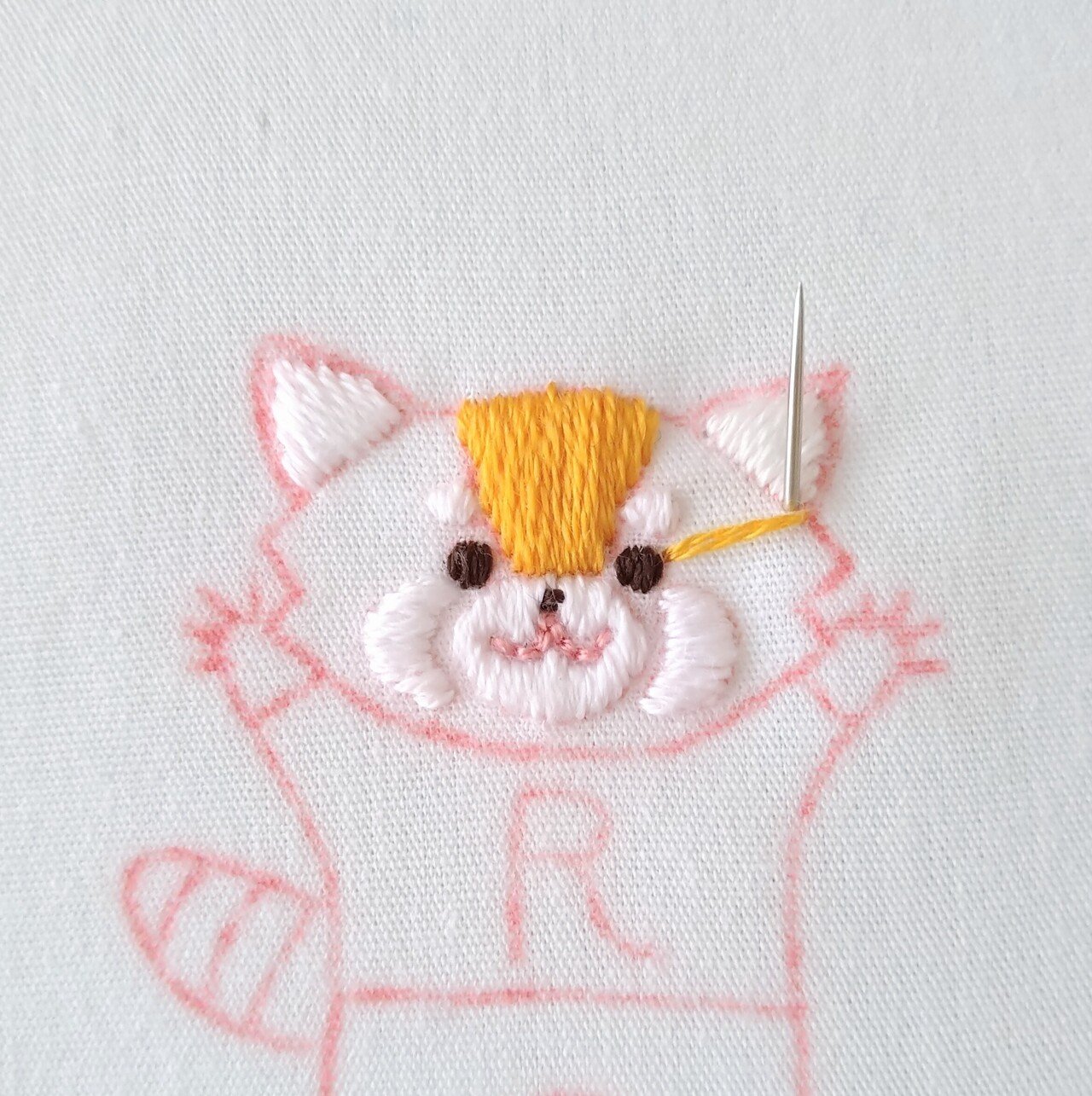 レッサーくんの刺繍図案🐾 ステップ7 〜顔の刺繍2〜｜Apostrophe+s