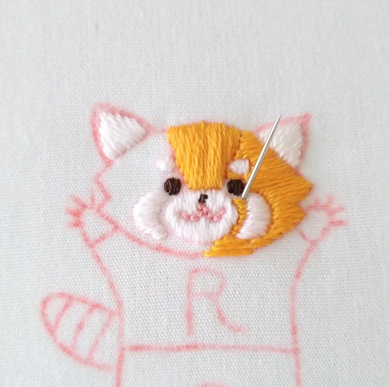 レッサーくんの刺繍図案🐾 ステップ7 〜顔の刺繍2〜｜Apostrophe+s