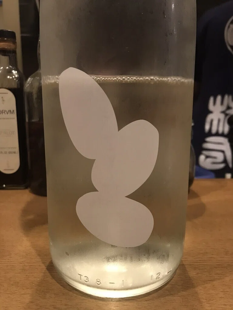おそらくお酒だと思います。 和み