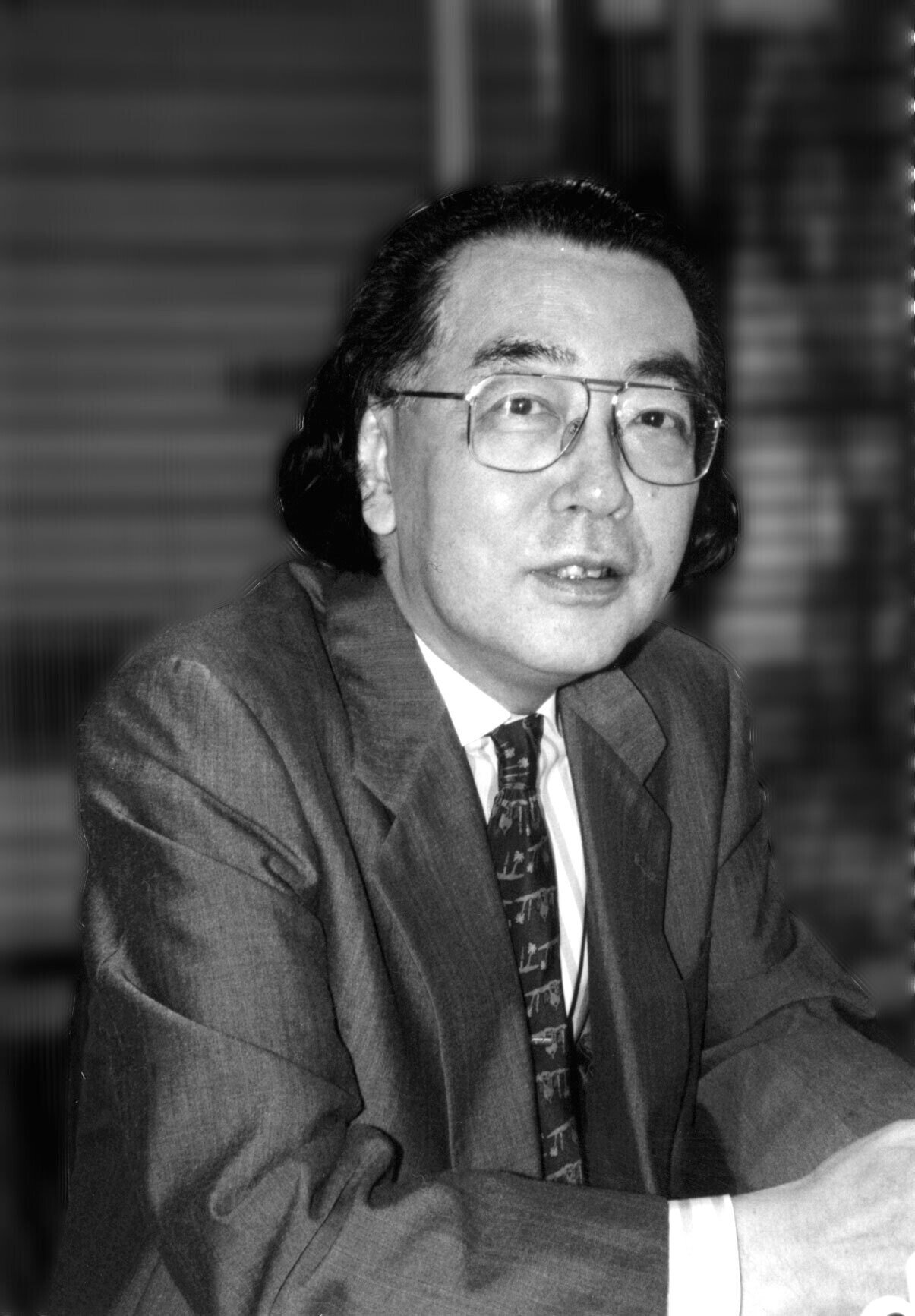 人見友紀　伝説の逃亡画家　国際芸術栄誉賞　楯　表彰状 おぎの稔【2023年統一地方選挙】若者のミカタ立候補予定者