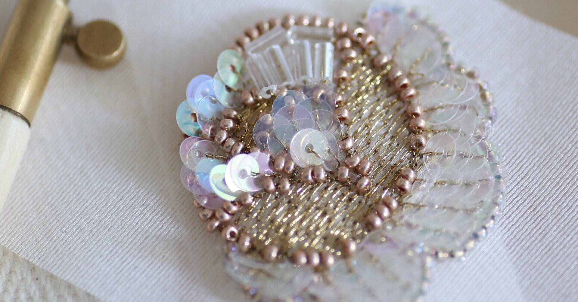 リュネビル刺繍・オートクチュール刺繍 Gold Flower｜Belles mains