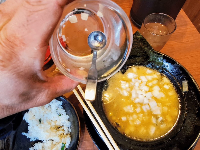 横浜家系ラーメン　鶴乃家　倉敷　メニュー ラーメン