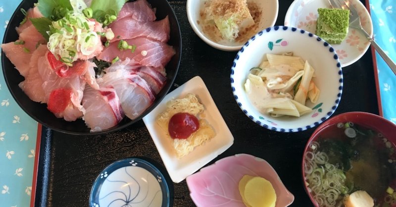 210728-神津-よちゃれセンター ご飯録 海鮮丼