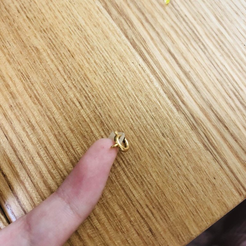 ネイルピアス開けたお 不登校児 きなこもち Note