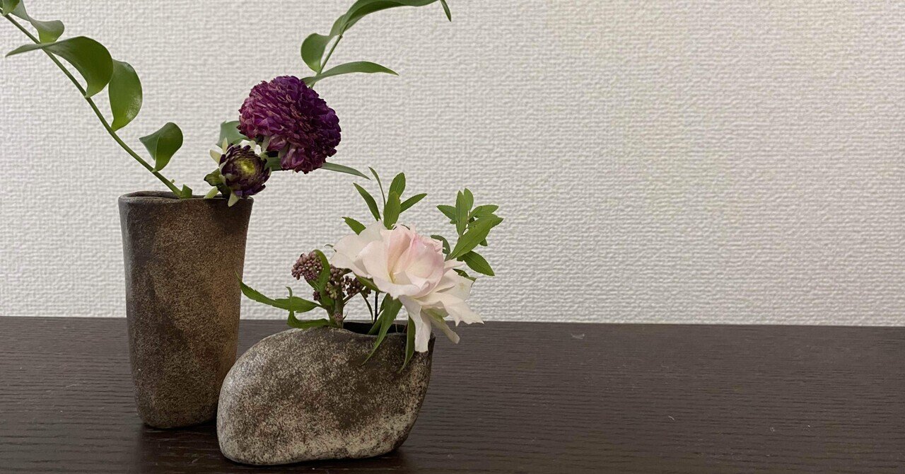 手作り陶器の花瓶 ― 暖かみあるアーストーン 1984 ART STONE -TALL-GY