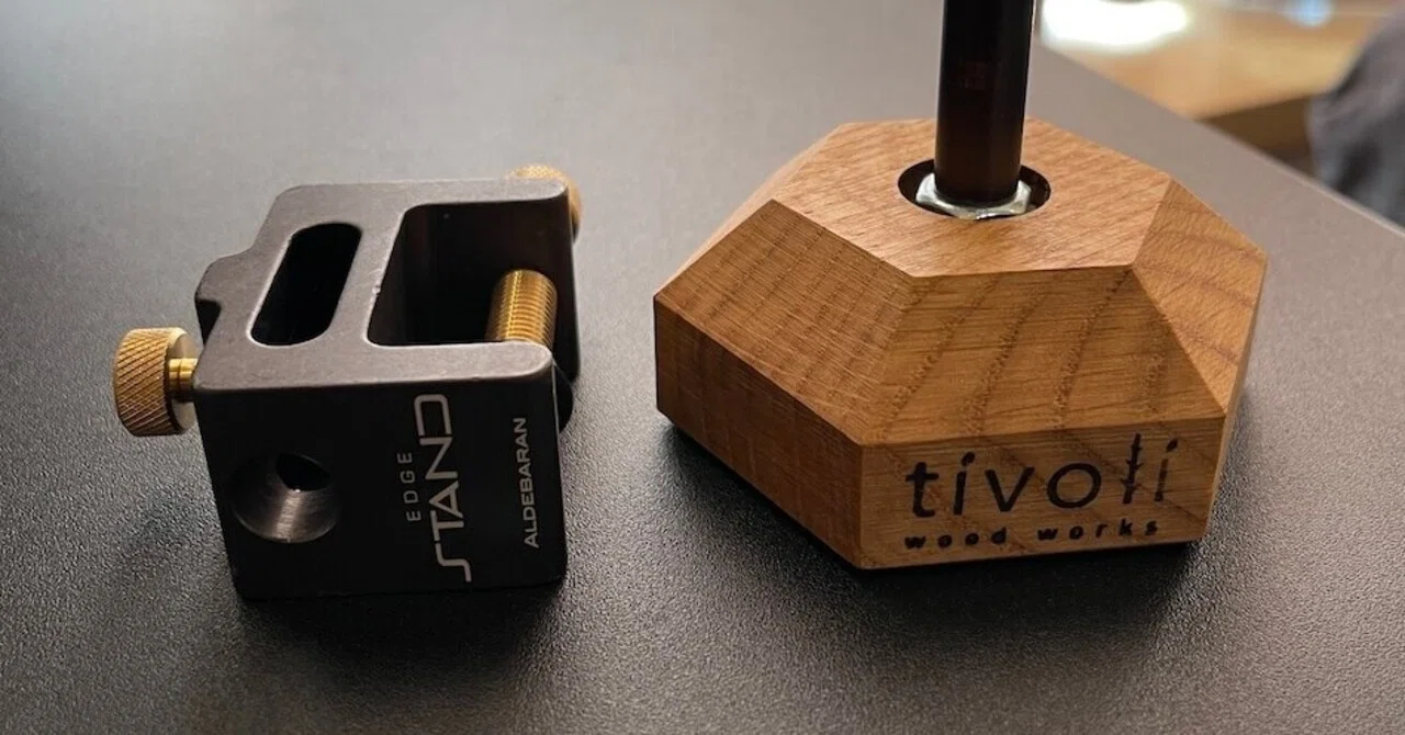 tivoli wood worksのスタンドでエッジスタンドをどこでも設置可能に