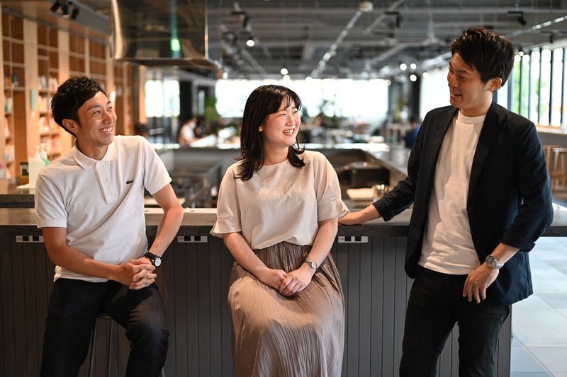 3人笑顔