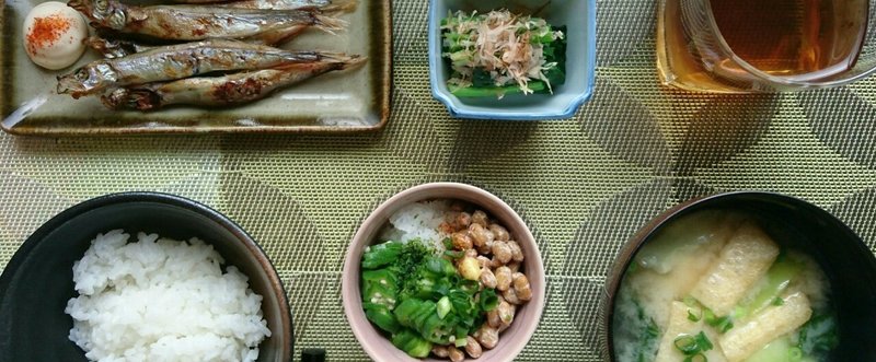 夕ご飯はサッパリと子持ちししゃもの焼き物 オクラおろし納豆 ほうれん草のお浸し 油揚げと豆腐とチンゲン菜のお味噌汁 ๑ P ๑ モグモグ また明日 ウズ Note 夕ご飯はサッパリと子持ちししゃもの焼き物 オクラおろし納豆 ほうれん草のお浸し 油揚げと豆腐とチンゲン菜のお味噌汁 ๑ P ๑ モグモグ また明日 ウズ Note
