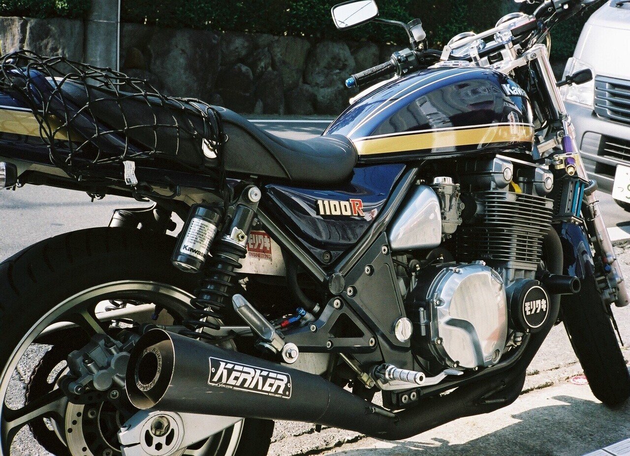 【中古】 ハイサイ！甲子園/小学館/市田実 再販】スカイネット 1/12 Kawasaki 750RS Z2 ブラック｜ホビーの